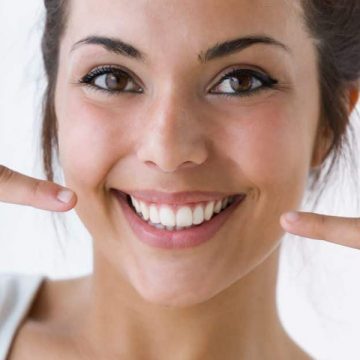 Cosmetic Dentistry Enhances Your Aesthetic Appearance and Oral Health Simultaneously